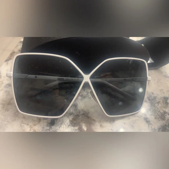 Prada PR 50YS sunglasses Prada PR 50YS Sunglasses | FREE Shipping - Go-Optic.com main image 4